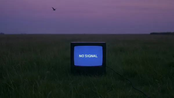 Koncept, obsah tvůrce ze živého přenosu odtéká do datového kanálu, přepínač je ve výchozím stavu zapnutý.